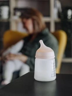Biberon Spécial Allaitement Zéro Zéro® SUAVINEX - 180ml Peau - Suavinex