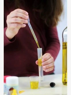 Chimie Sans Danger - 150 Expériences Buki Bleu - Buki -Hape Boutique chimie sans danger 150 experiences buki 4