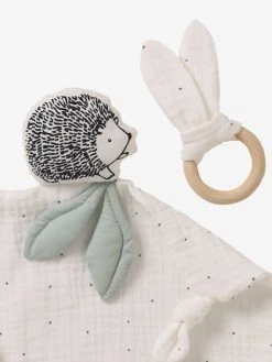 Doudou Carré En Coton Bio* Et Polyester + Hochet Rond LOVELY NATURE Blanc Moyen Uni Avec Decor - Vertbaudet 5 Doudou Carré En Coton Bio* Et Polyester + Hochet Rond LOVELY NATURE Blanc Moyen Uni Avec Decor - Vertbaudet -Hape Boutique doudou carre en coton bio et polyester hochet rond lovely nature 2