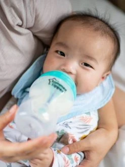 Kit De Naissance Anti-Colique TOMMEE TIPPEE Bleu - Tommee Tippee 9 Kit De Naissance Anti-Colique TOMMEE TIPPEE Bleu - Tommee Tippee -Hape Boutique kit de naissance anti colique tommee tippee 4