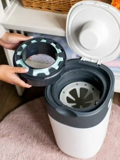 Lot De 12 Recharges Pour Poubelles à Couches Tec Et Twist & Click TOMMEE TIPPEE Sangenic En Plastique Recyclé Gris - Tommee Tippee -Hape Boutique lot de 12 recharges pour poubelles a couches tec et twist click tommee tippee sangenic en plastique recycle 2