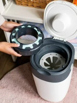Lot De 18 Recharges Pour Poubelles à Couches Tec Et Twist & Click TOMMEE TIPPEE Sangenic Gris - Tommee Tippee -Hape Boutique lot de 18 recharges pour poubelles a couches tec et twist click tommee tippee sangenic 3