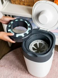 Lot De 6 Recharges Pour Poubelles à Couches Tec Et Twist & Click TOMMEE TIPPEE Sangenic En Plastique Recyclé Gris - Tommee Tippee -Hape Boutique lot de 6 recharges pour poubelles a couches tec et twist click tommee tippee sangenic en plastique recycle 2