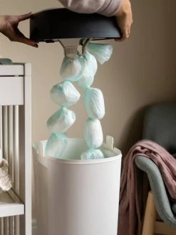 Poubelle Twist & Click XL Tommee Tippee Sangenic Blanc - Tommee Tippee -Hape Boutique poubelle twist click xl tommee tippee sangenic 5