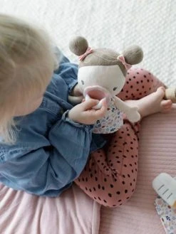 Poupée LITTLE DUTCH Bébé Rosa Et Ses Accessoires Rose - Little Dutch -Hape Boutique poupee little dutch bebe rosa et ses accessoires 5