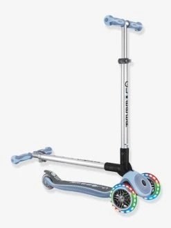 Primo Foldable Premium Lights - Trottinette Pliable Lumineuse à 3 Roues - GLOBBER Lilas - Globber -Hape Boutique primo foldable premium lights trottinette pliable lumineuse a 3 roues globber 3
