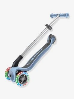Primo Foldable Premium Lights - Trottinette Pliable Lumineuse à 3 Roues - GLOBBER Lilas - Globber -Hape Boutique primo foldable premium lights trottinette pliable lumineuse a 3 roues globber 4