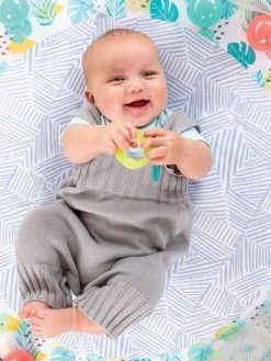 Tapis D'éveil Transformable En Aire à Balles Infantino Vert - Infantino 9 Tapis D'éveil Transformable En Aire à Balles Infantino Vert - Infantino -Hape Boutique tapis deveil transformable en aire a balles infantino 4