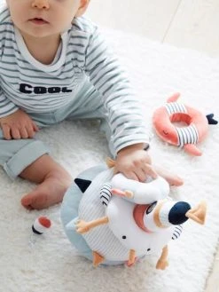 Tour à Empiler En Tissu LEON SUR LE PONTON Multicolore - Vertbaudet -Hape Boutique tour a empiler en tissu leon sur le ponton 4